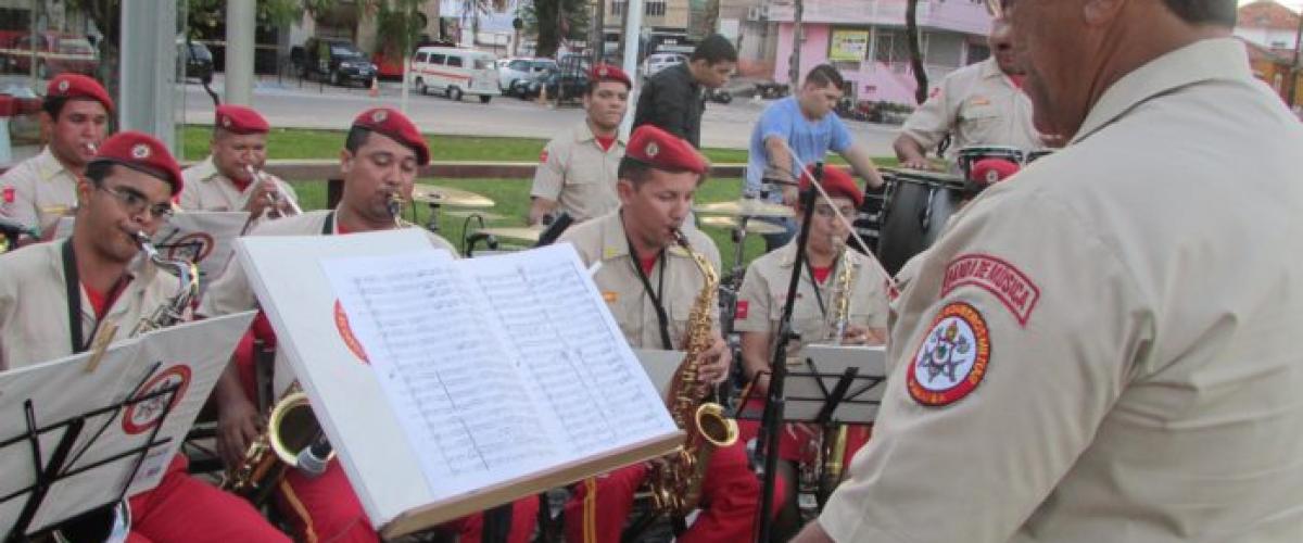 Na ocasião, o público poderá conferir clássicos como ‘Então é Natal’, ‘Noite feliz’ e ‘Jinglle Bell’